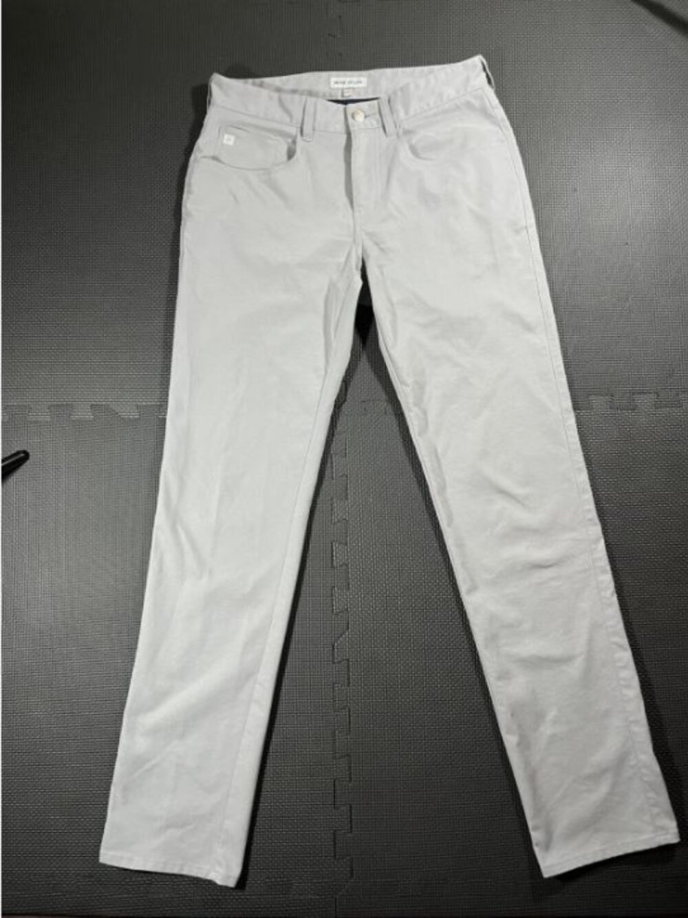Peter Millar EB66 Chino Pants Mens 30x32 Gray Stretch Microfiber 5 pocket Golf